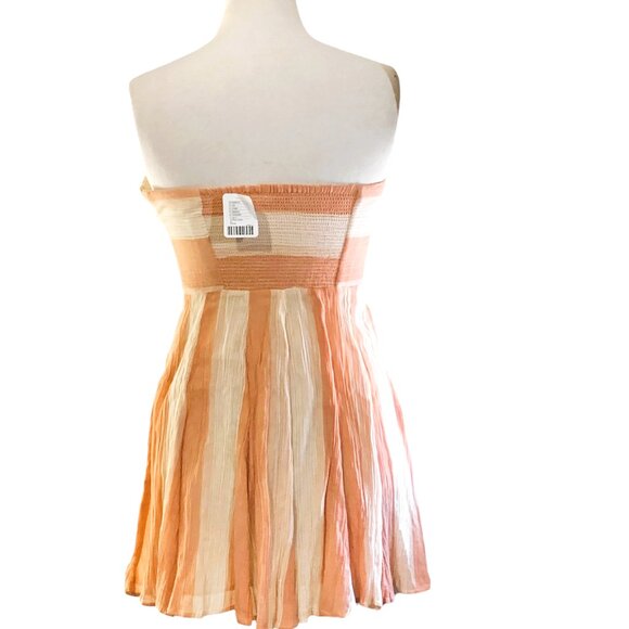 NWT Urban Outfitters Kimchi Blue Strapless Mini Dress - Picture 6 of 11